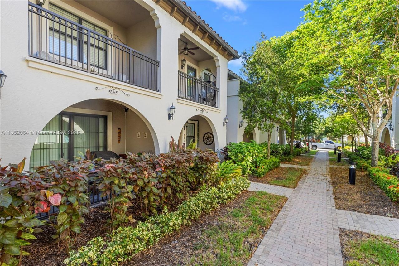 3331 NW 125th Way, Sunrise, FL 33323 Photo