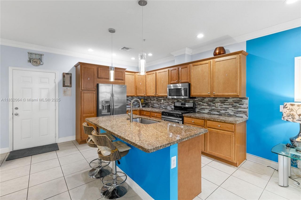 3331 NW 125th Way, Sunrise, FL 33323 Photo