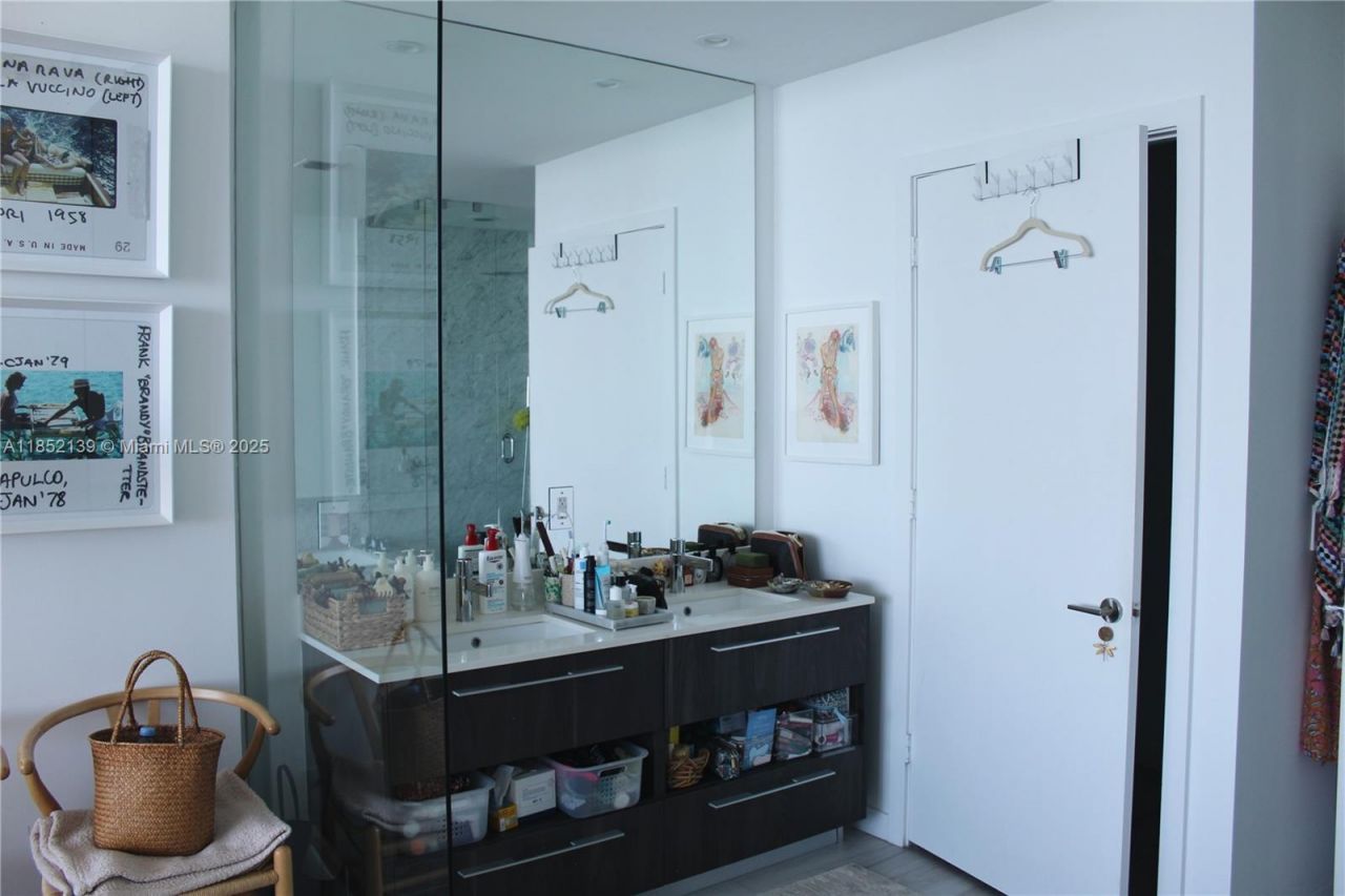 480 NE 31st St, Unit 3301, Miami, FL 33137 Photo