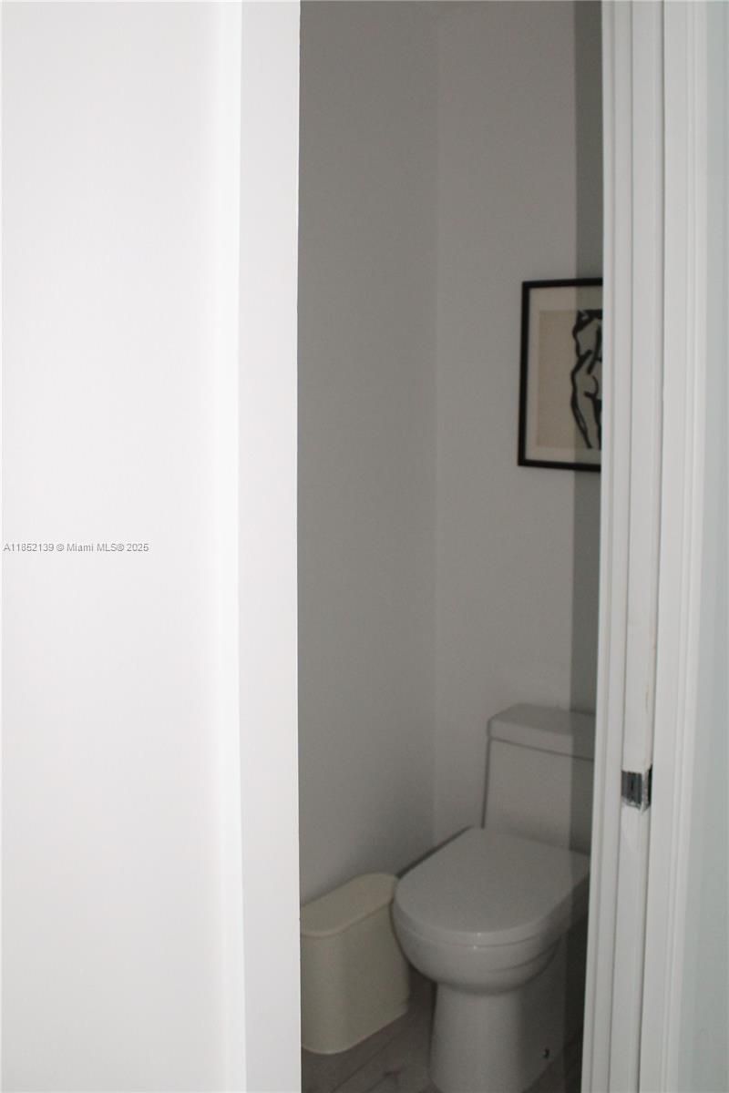 480 NE 31st St, Unit 3301, Miami, FL 33137 Photo