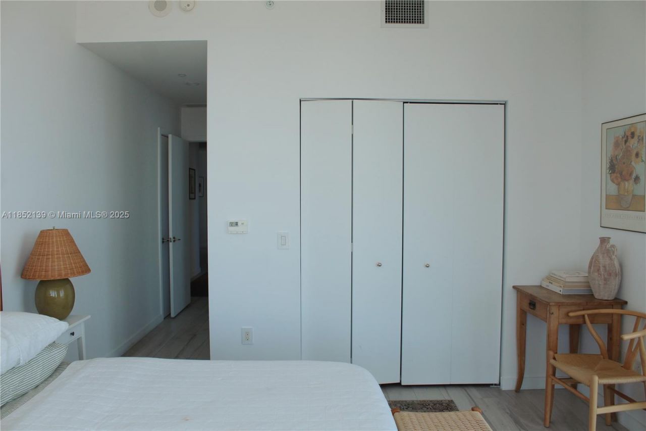 480 NE 31st St, Unit 3301, Miami, FL 33137 Photo