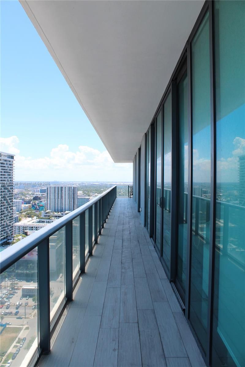 480 NE 31st St, Unit 3301, Miami, FL 33137 Photo
