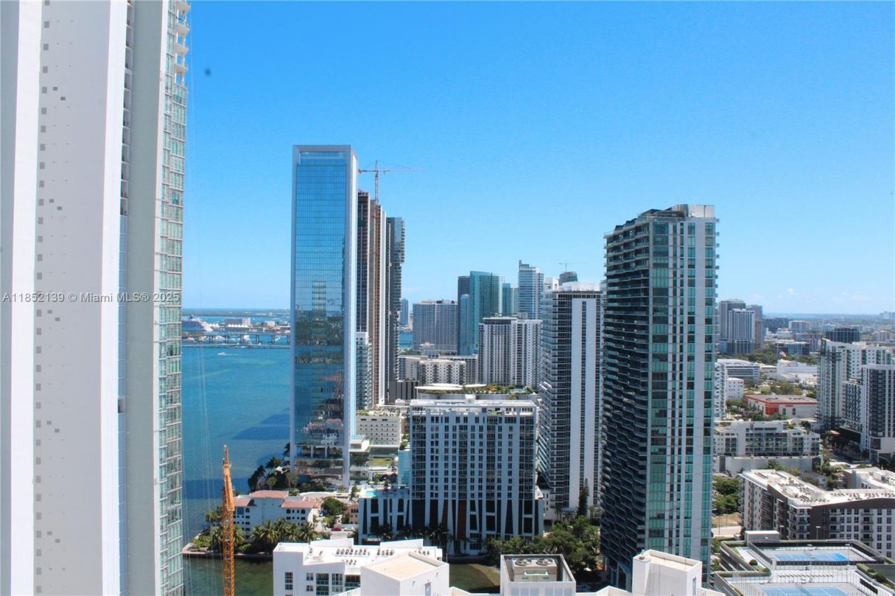 480 NE 31st St, Unit 3301, Miami, FL 33137 Photo