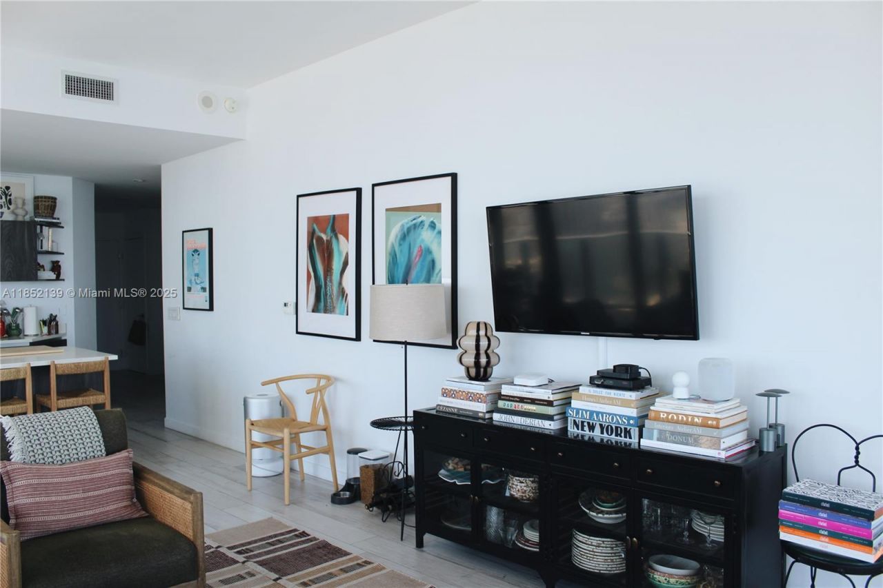 480 NE 31st St, Unit 3301, Miami, FL 33137 Photo