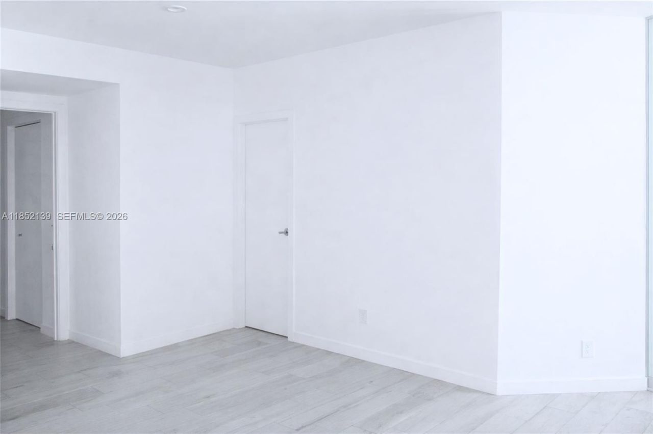 480 NE 31st St, Unit 3301, Miami, FL 33137 Photo