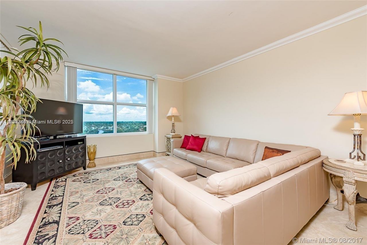 2100 N Ocean Blvd, Unit 9E, Fort Lauderdale, FL 33305 Photo