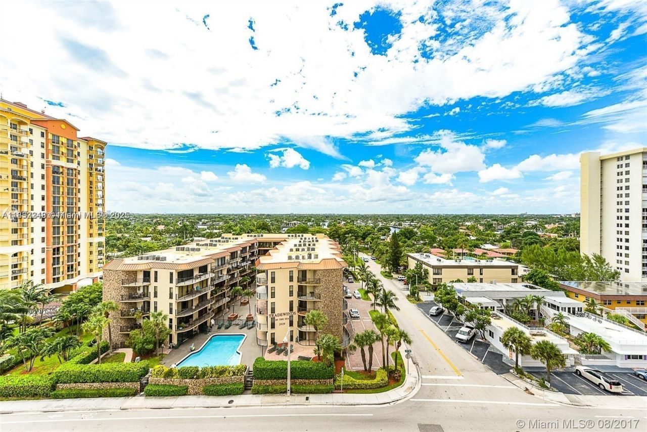 2100 N Ocean Blvd, Unit 9E, Fort Lauderdale, FL 33305 Photo
