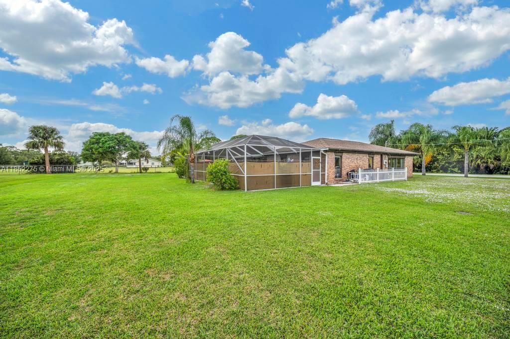 1803 E Easy St, Fort Pierce, FL 34982 Photo