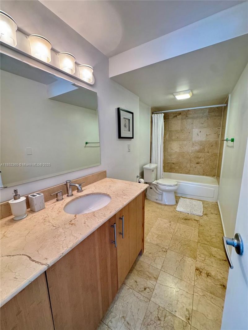 10275 Collins Ave, Unit 316, Bal Harbour, FL 33154 Photo