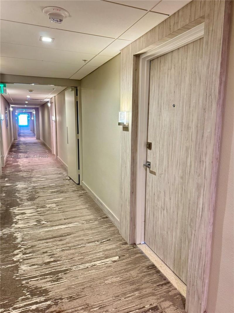 10275 Collins Ave, Unit 316, Bal Harbour, FL 33154 Photo