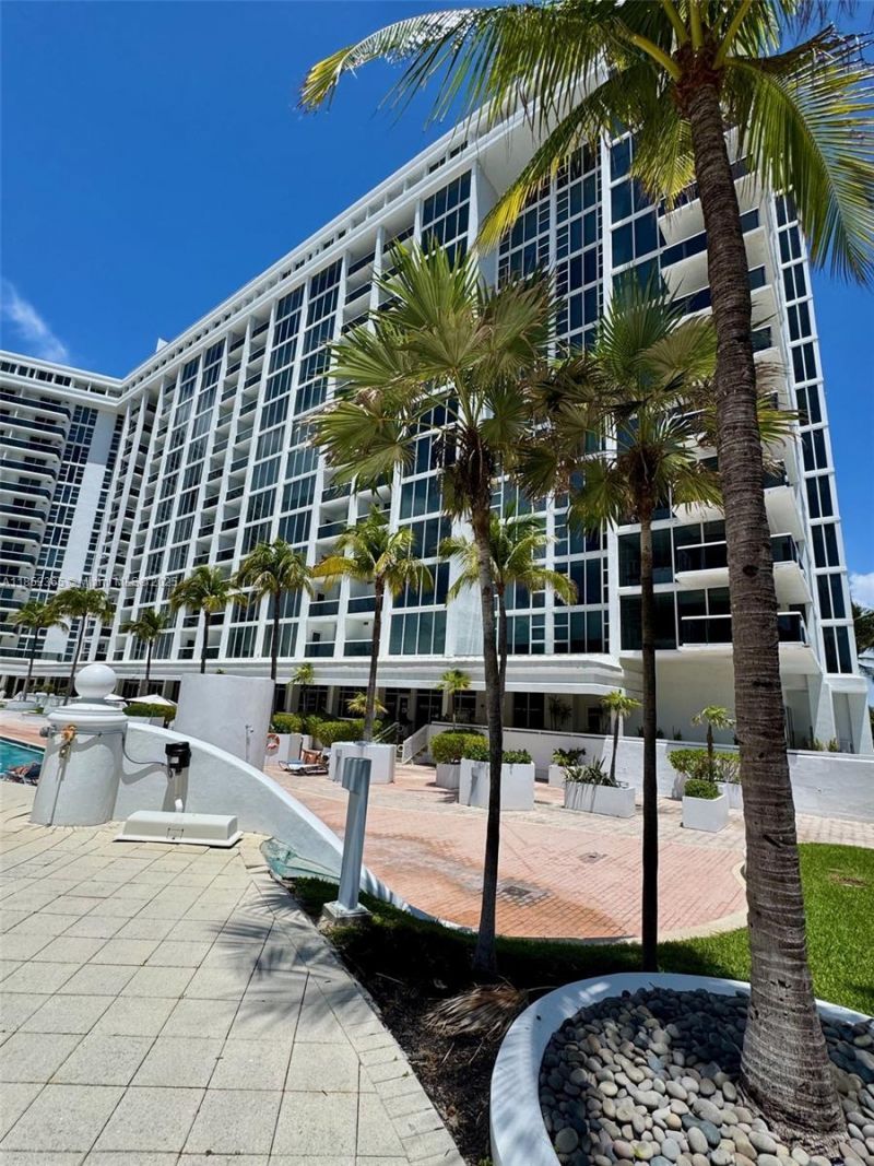 10275 Collins Ave, Unit 316, Bal Harbour, FL 33154 Photo