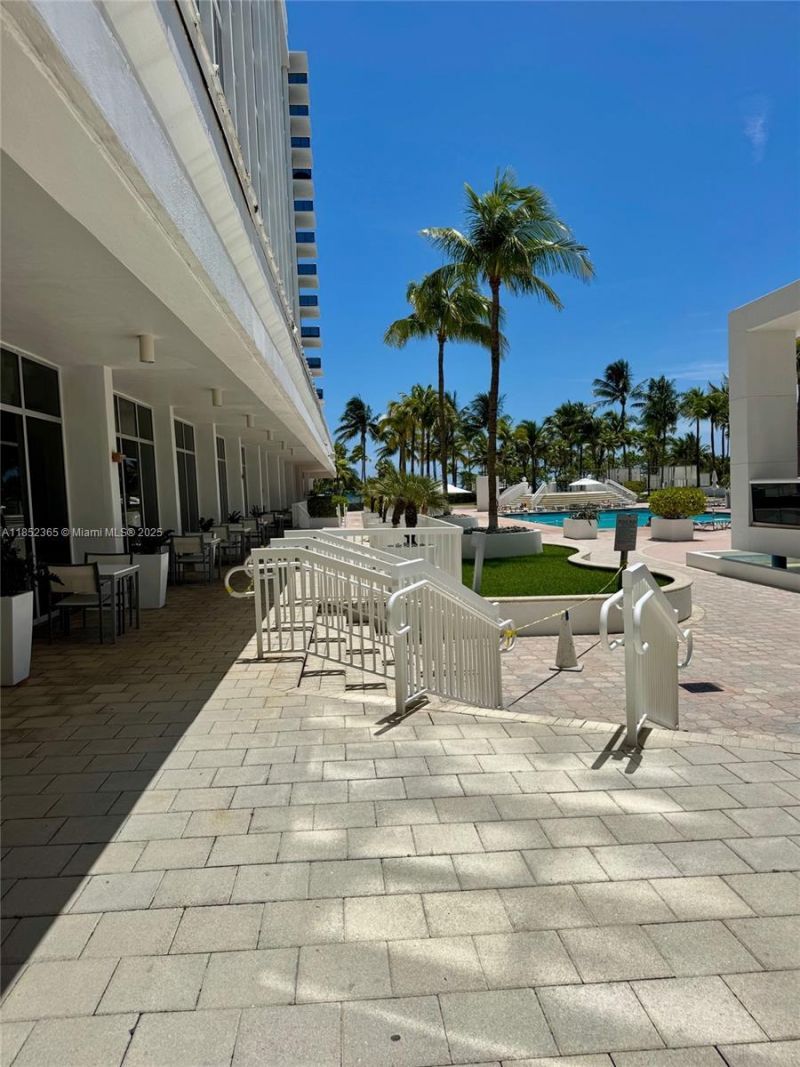 10275 Collins Ave, Unit 316, Bal Harbour, FL 33154 Photo