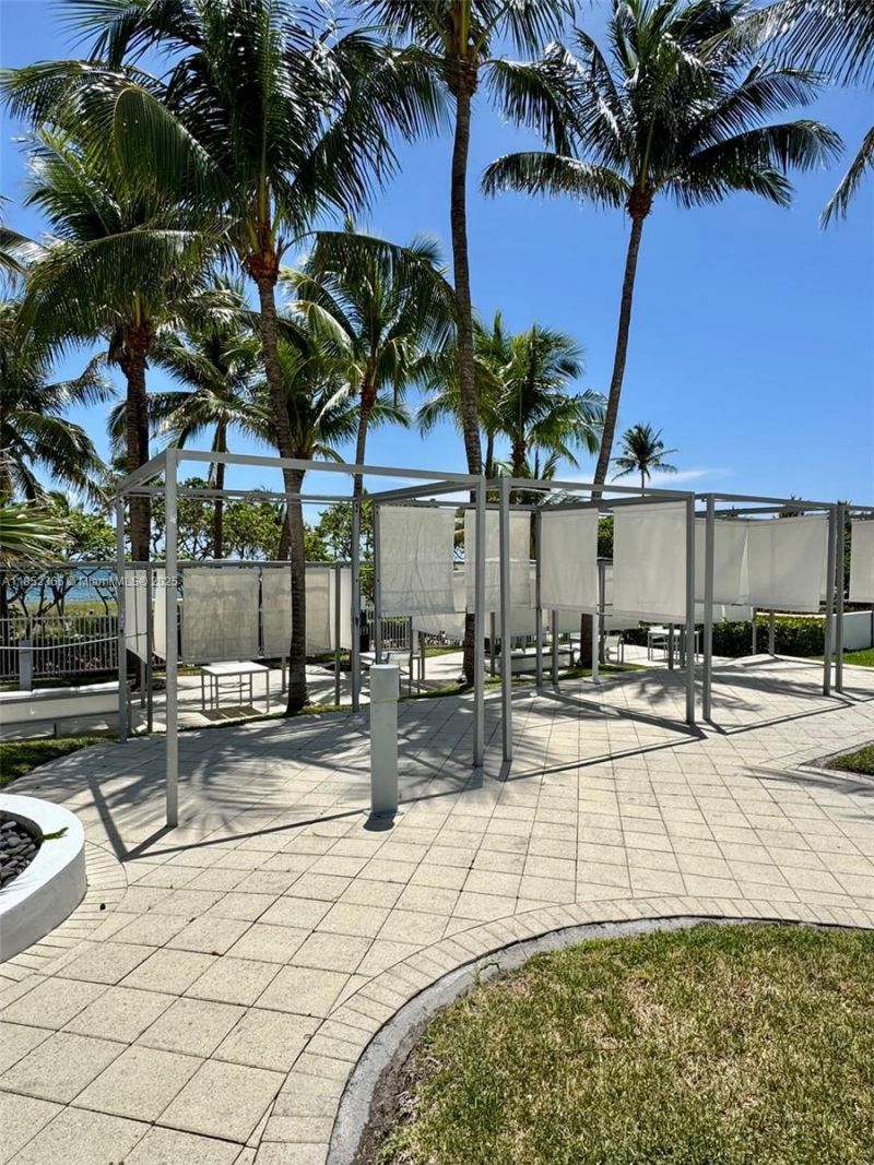 10275 Collins Ave, Unit 316, Bal Harbour, FL 33154 Photo