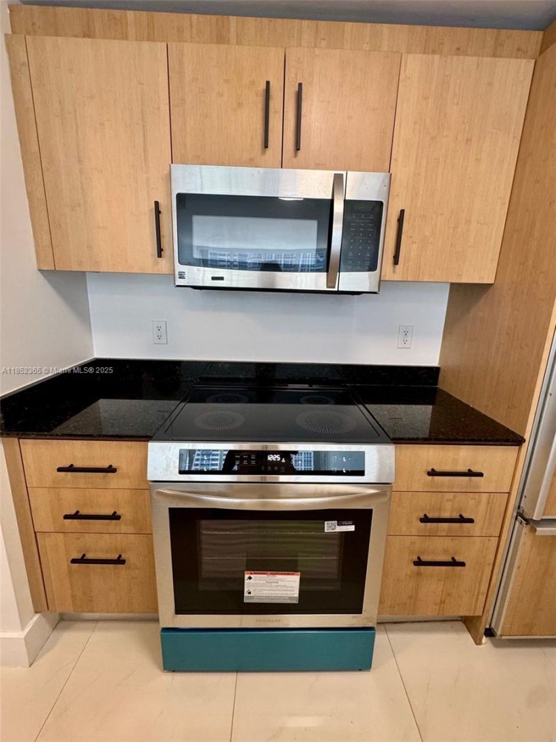 10275 Collins Ave, Unit 316, Bal Harbour, FL 33154 Photo