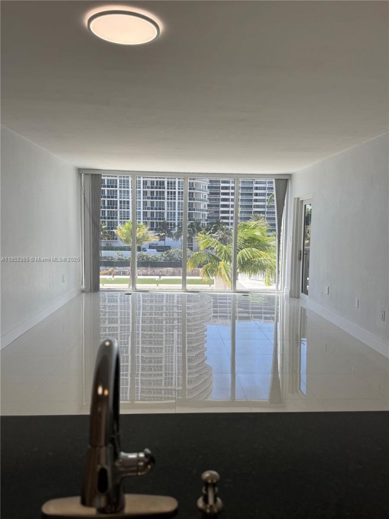 10275 Collins Ave, Unit 316, Bal Harbour, FL 33154 Photo