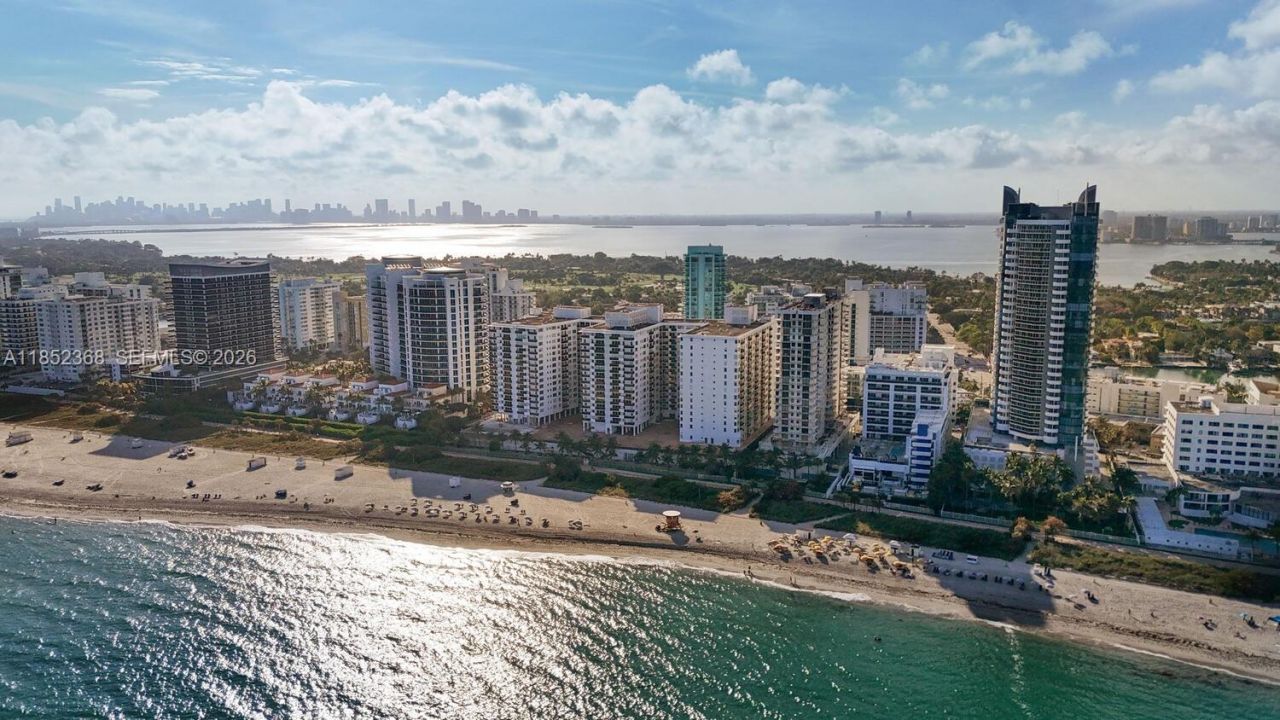 6039 Collins Ave, Unit 311, Miami Beach, FL 33140 Photo