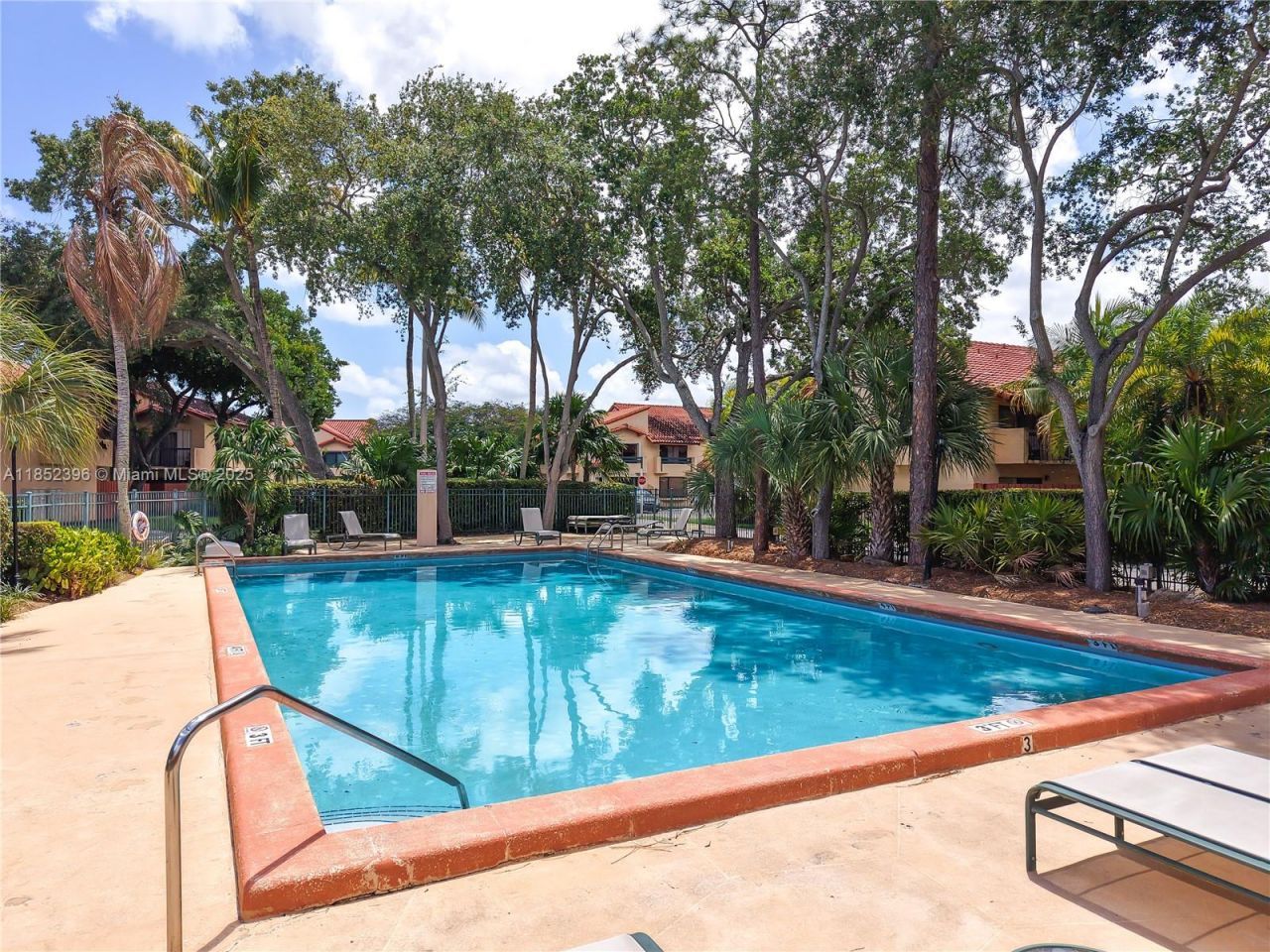 10194 SW 77th Ct, Miami, FL 33156 Photo