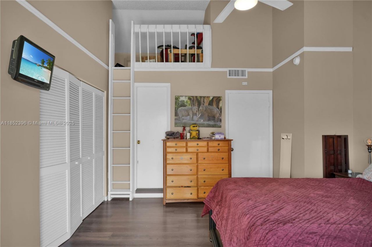 10194 SW 77th Ct, Miami, FL 33156 Photo