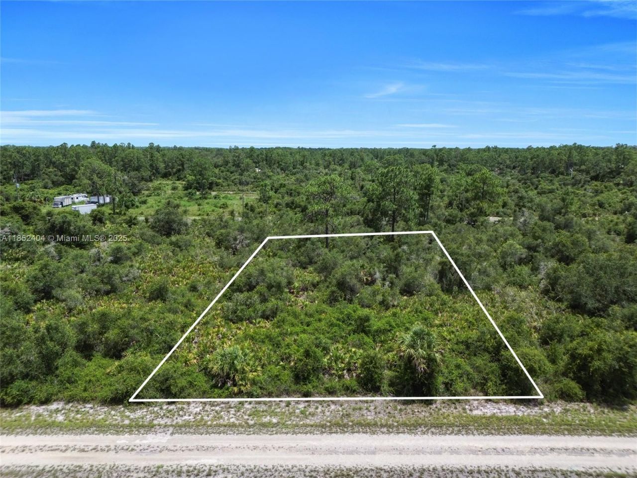 4222 E 29th St, Alva, FL 33920 Main Photo