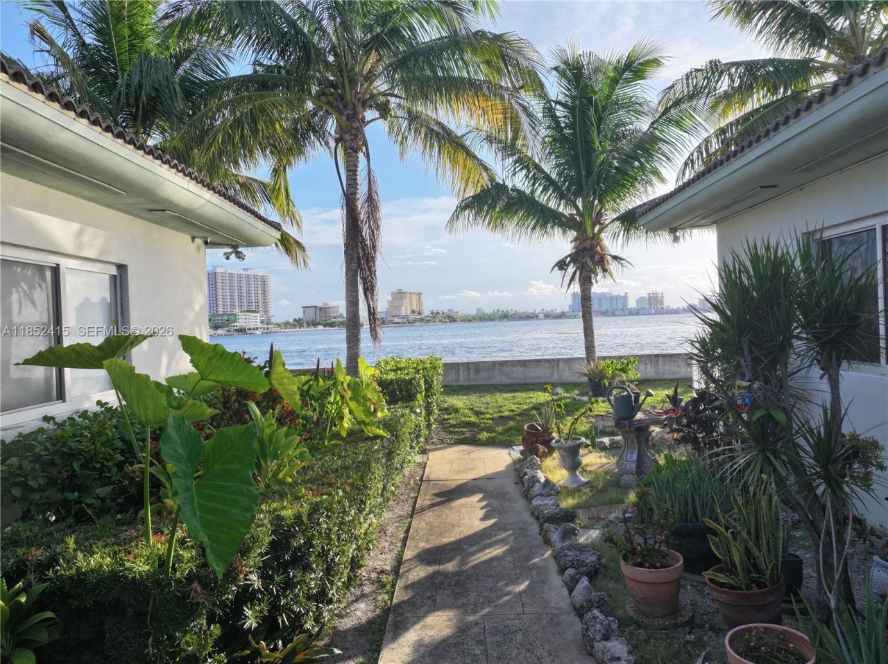 2200 Bay Dr, Unit 3, Miami Beach, FL 33141 Photo
