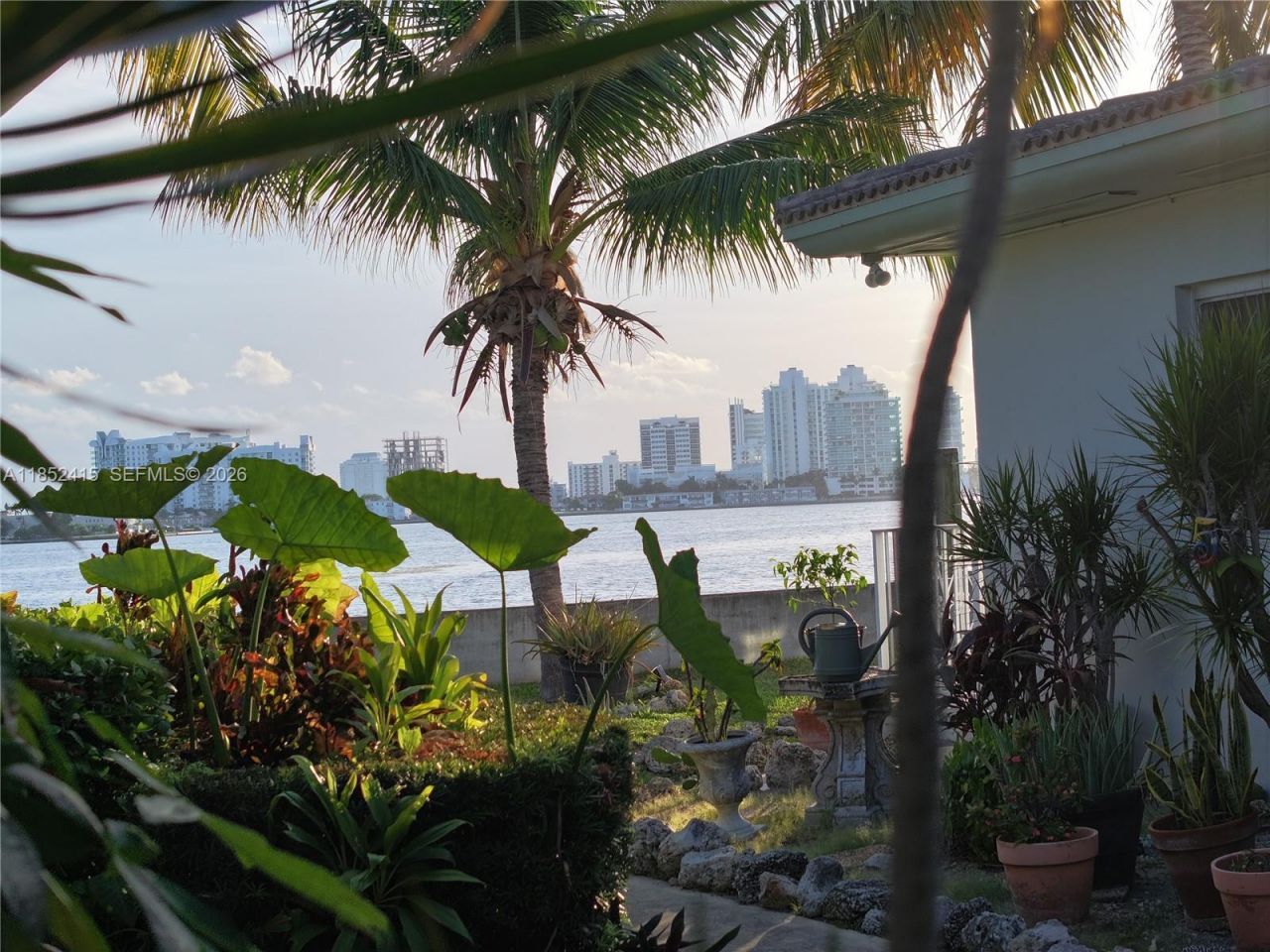 2200 Bay Dr, Unit 3, Miami Beach, FL 33141 Photo