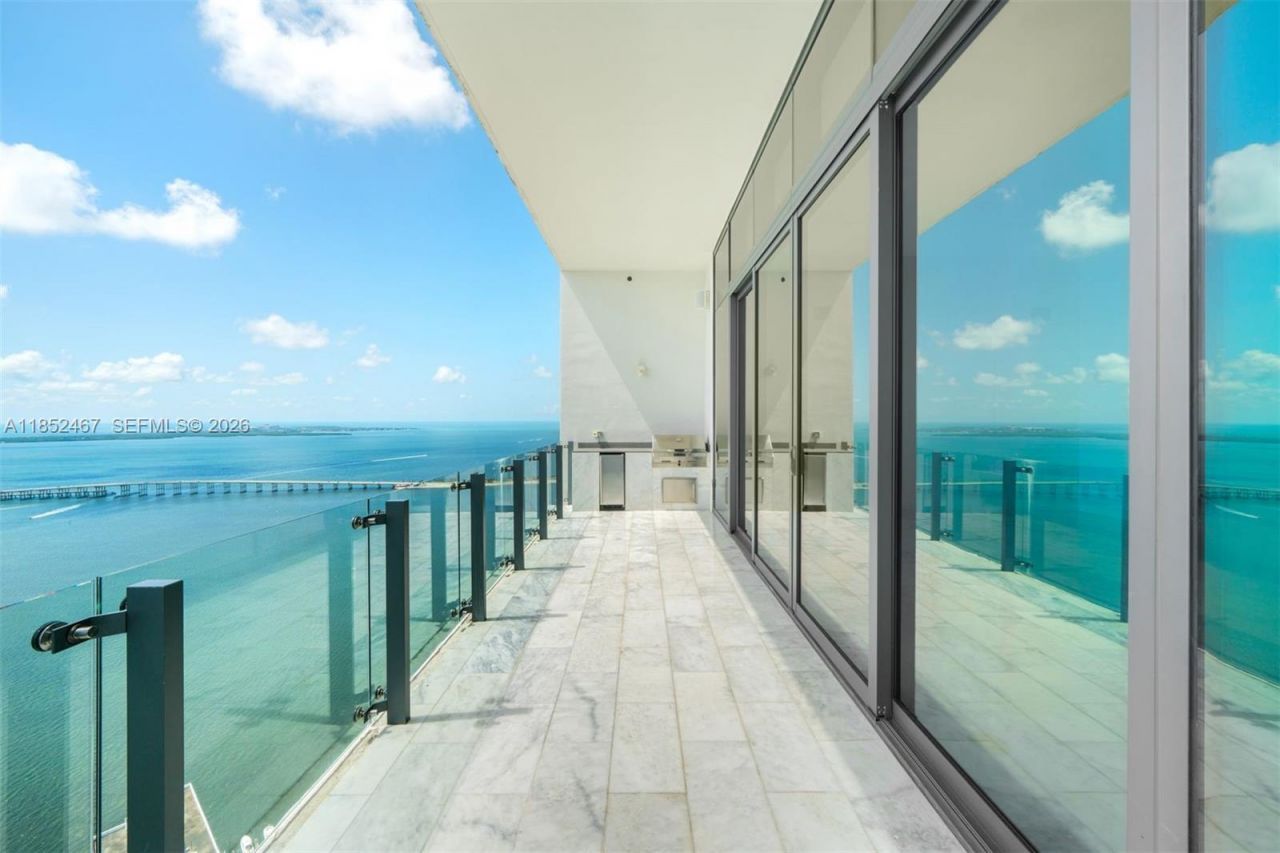 1451 Brickell Ave, Unit 5302, Miami, FL 33131 Photo