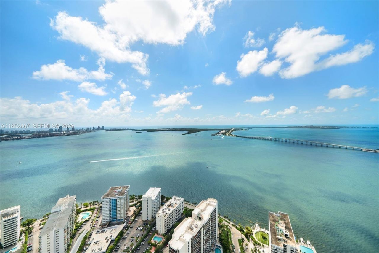 1451 Brickell Ave, Unit 5302, Miami, FL 33131 Photo