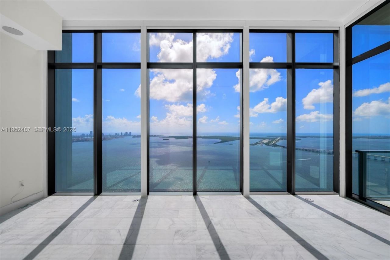 1451 Brickell Ave, Unit 5302, Miami, FL 33131 Photo