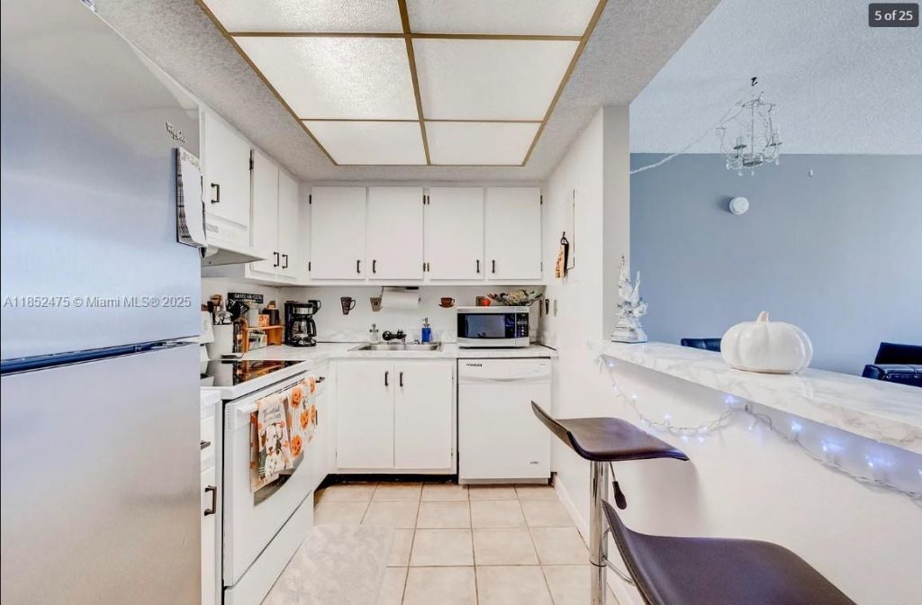 5570 NW 44th St, Unit 412A, Lauderhill, FL 33319 Photo