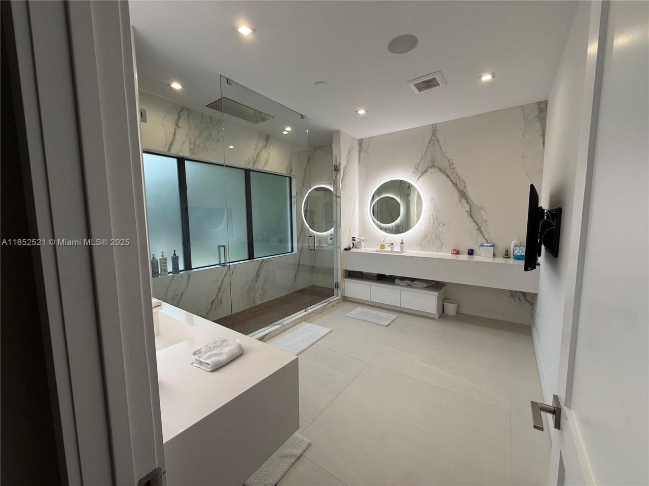 9600 SW 66th St, Miami, FL 33173 Photo