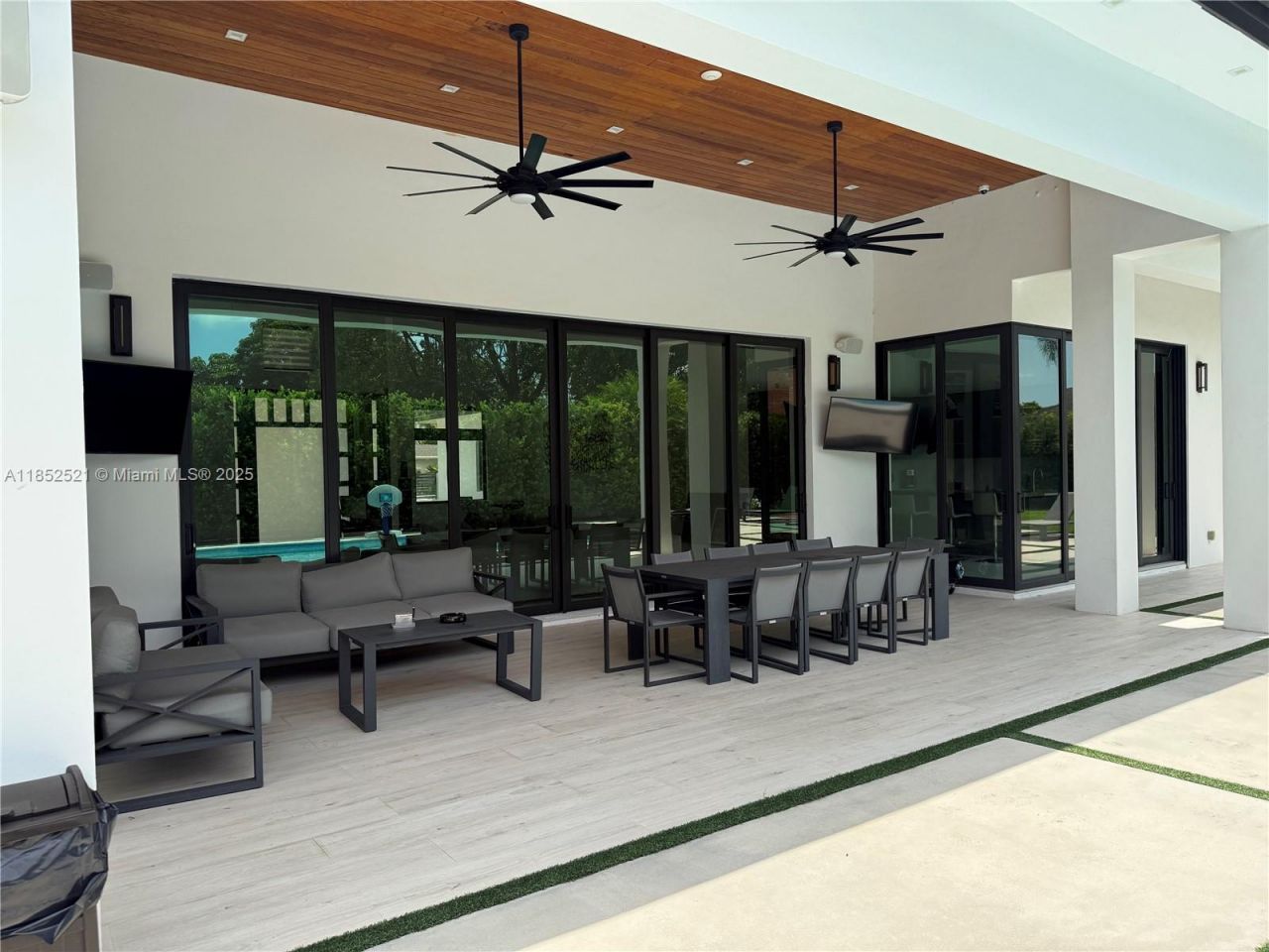 9600 SW 66th St, Miami, FL 33173 Photo