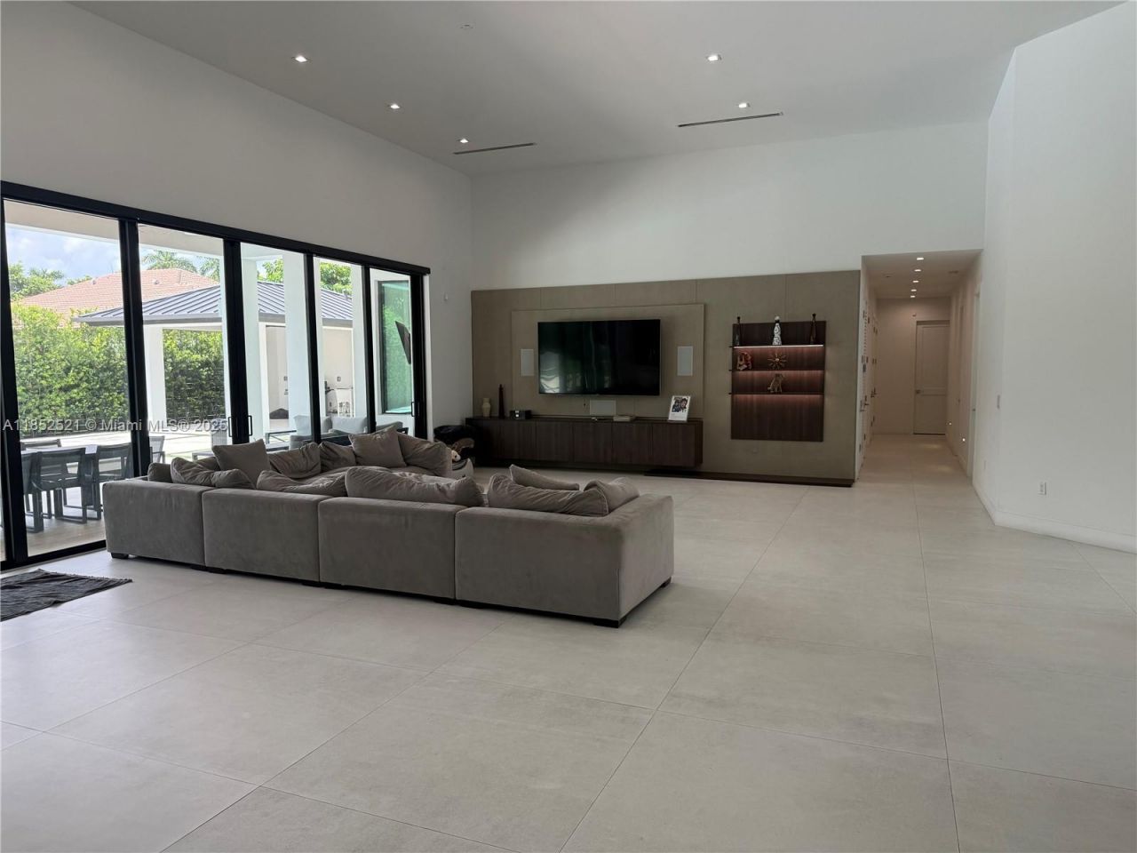 9600 SW 66th St, Miami, FL 33173 Photo