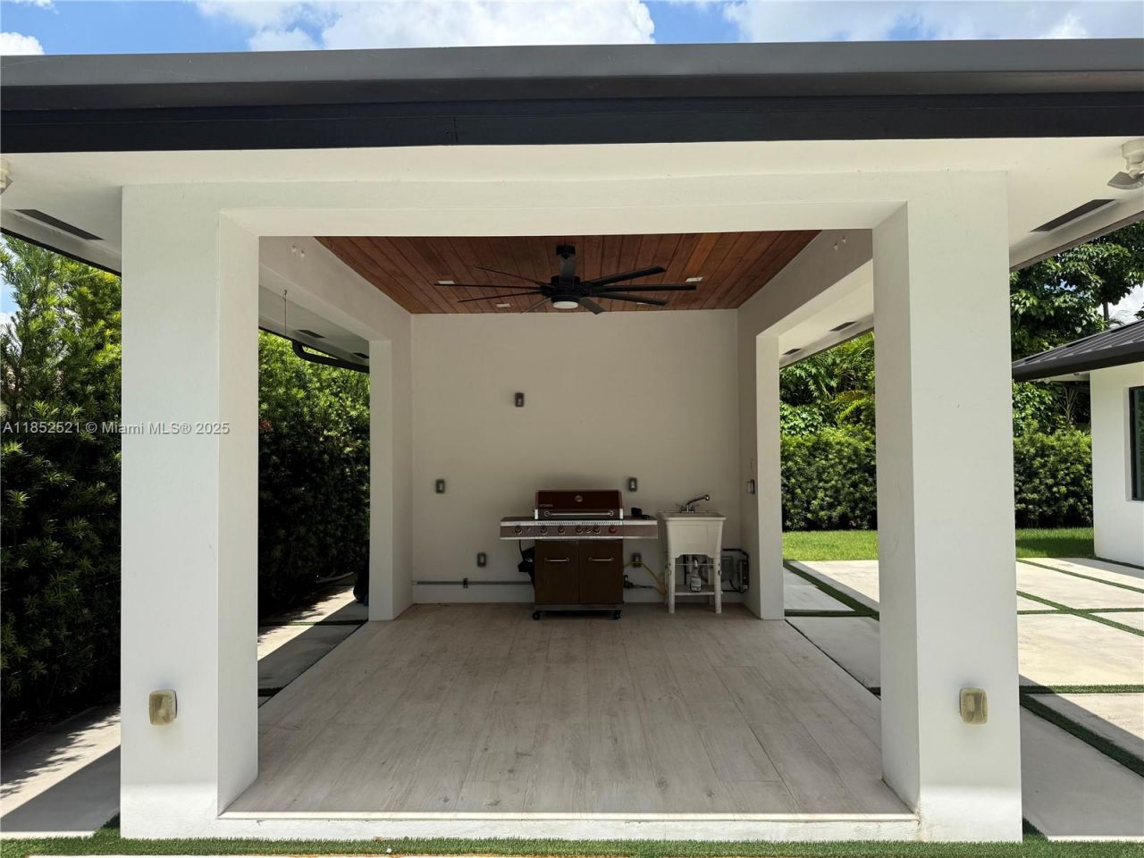 9600 SW 66th St, Miami, FL 33173 Photo