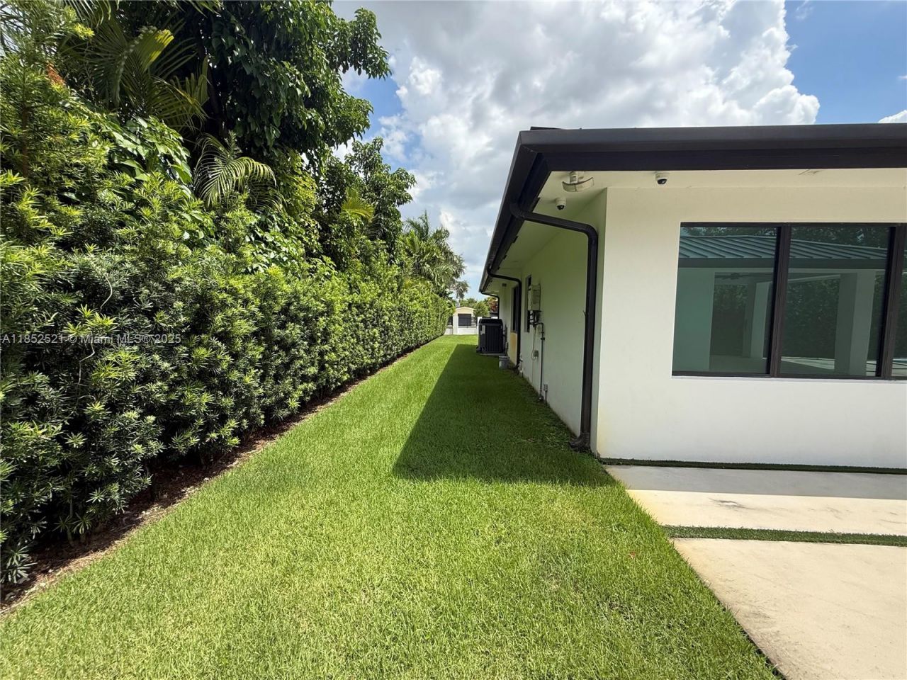 9600 SW 66th St, Miami, FL 33173 Photo