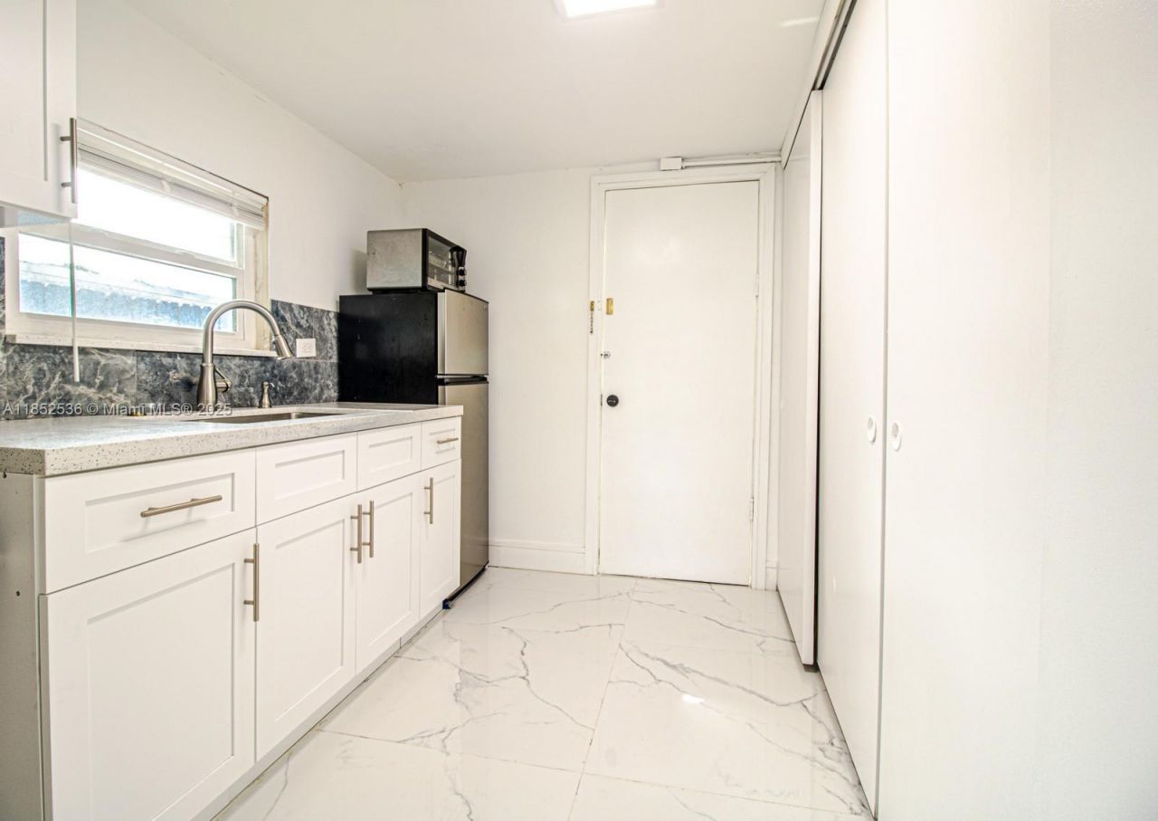 5601 SW 38th St, Davie, FL 33314 Photo