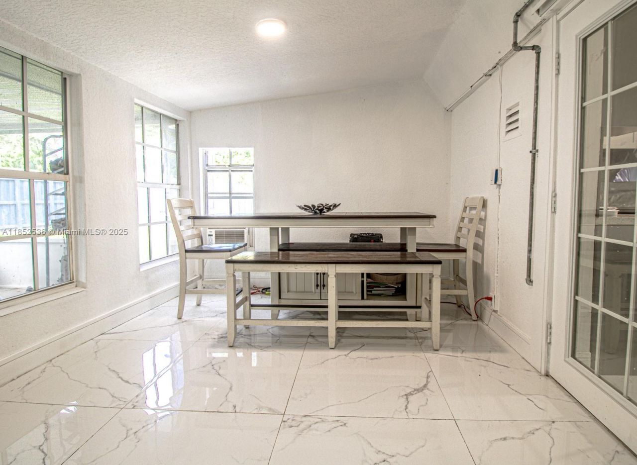 5601 SW 38th St, Davie, FL 33314 Photo