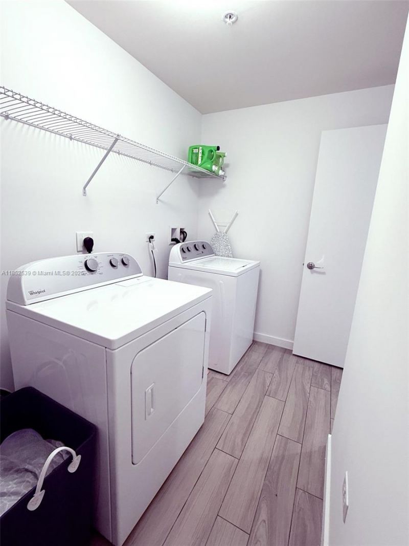 999 SW 1st Ave, Unit 2611, Miami, FL 33130 Photo