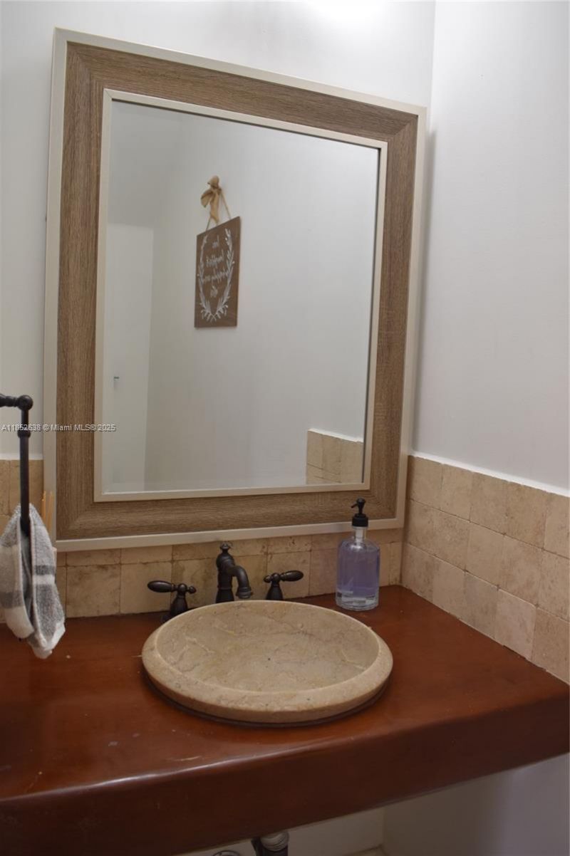 5189 NW 108th Path, Doral, FL 33178 Photo