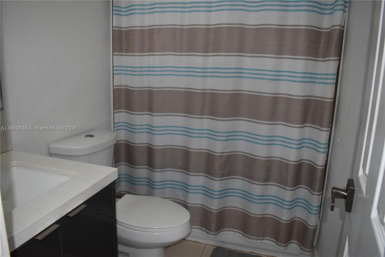 5189 NW 108th Path, Doral, FL 33178 Photo
