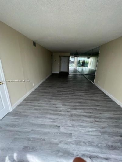 1000 Parkview Dr, Unit 523, Hallandale Beach, FL 33009 Photo
