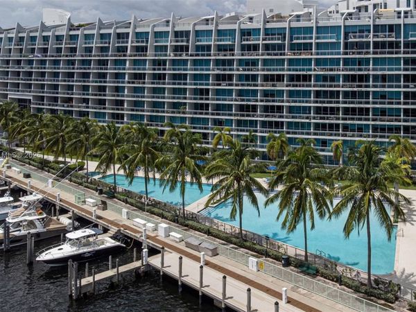 2950 NE 188th St, Unit 139, Aventura, FL 33180