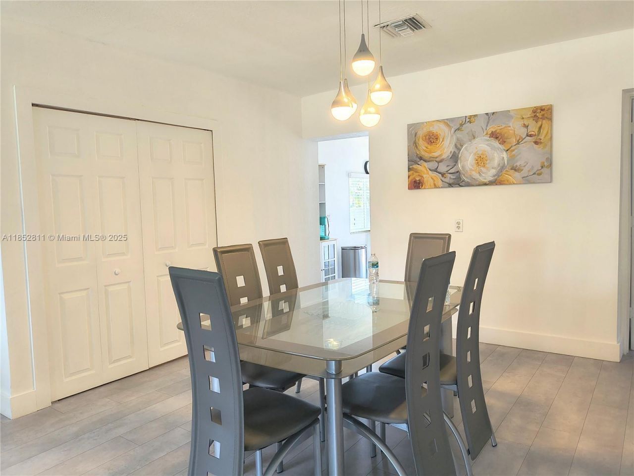 6890 SW 27 Street, Miami, FL 33155 Photo