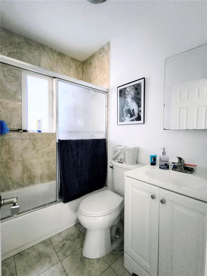 6890 SW 27 Street, Miami, FL 33155 Photo