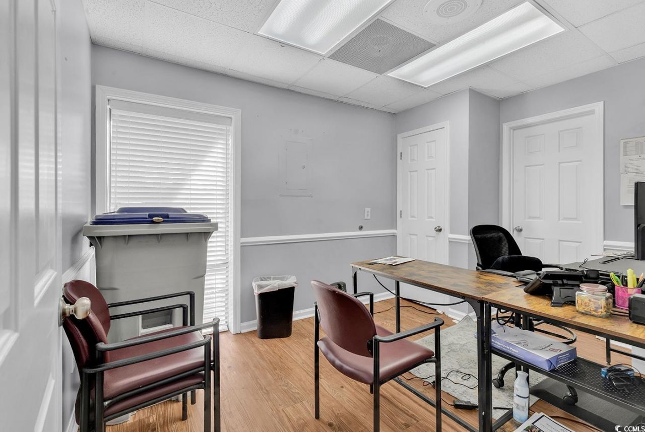 917/919 Medical Circle Photo 18