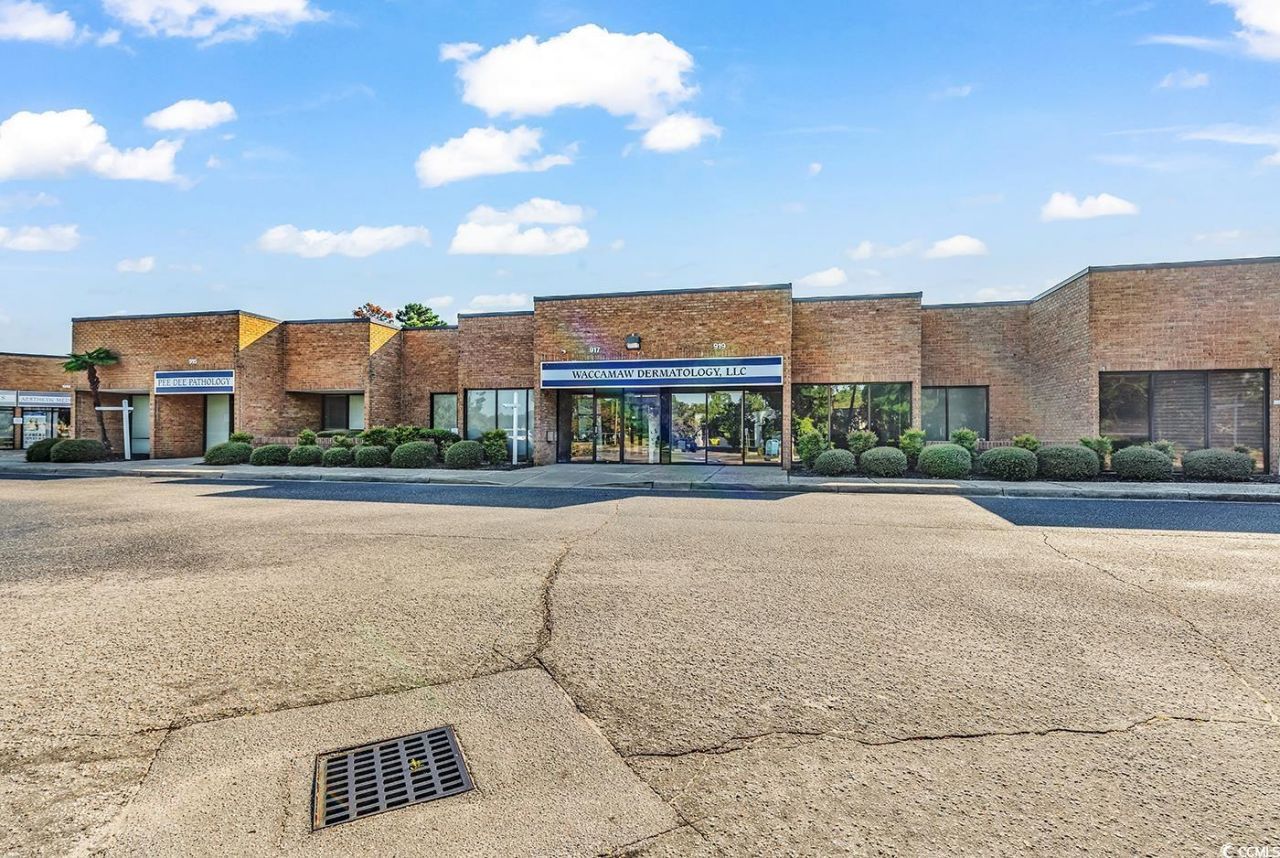 917/919 Medical Circle Photo 2