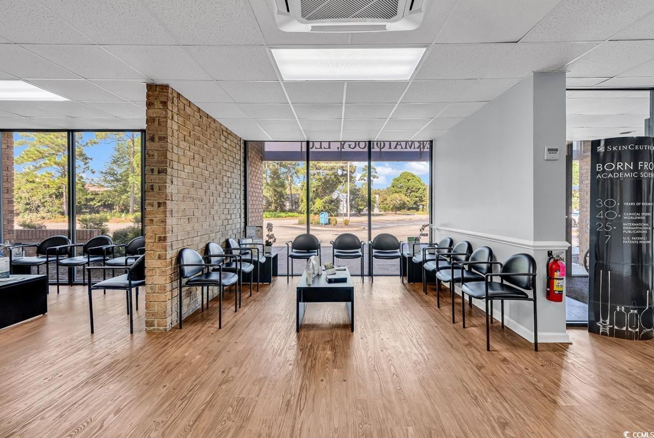 917/919 Medical Circle Photo 5