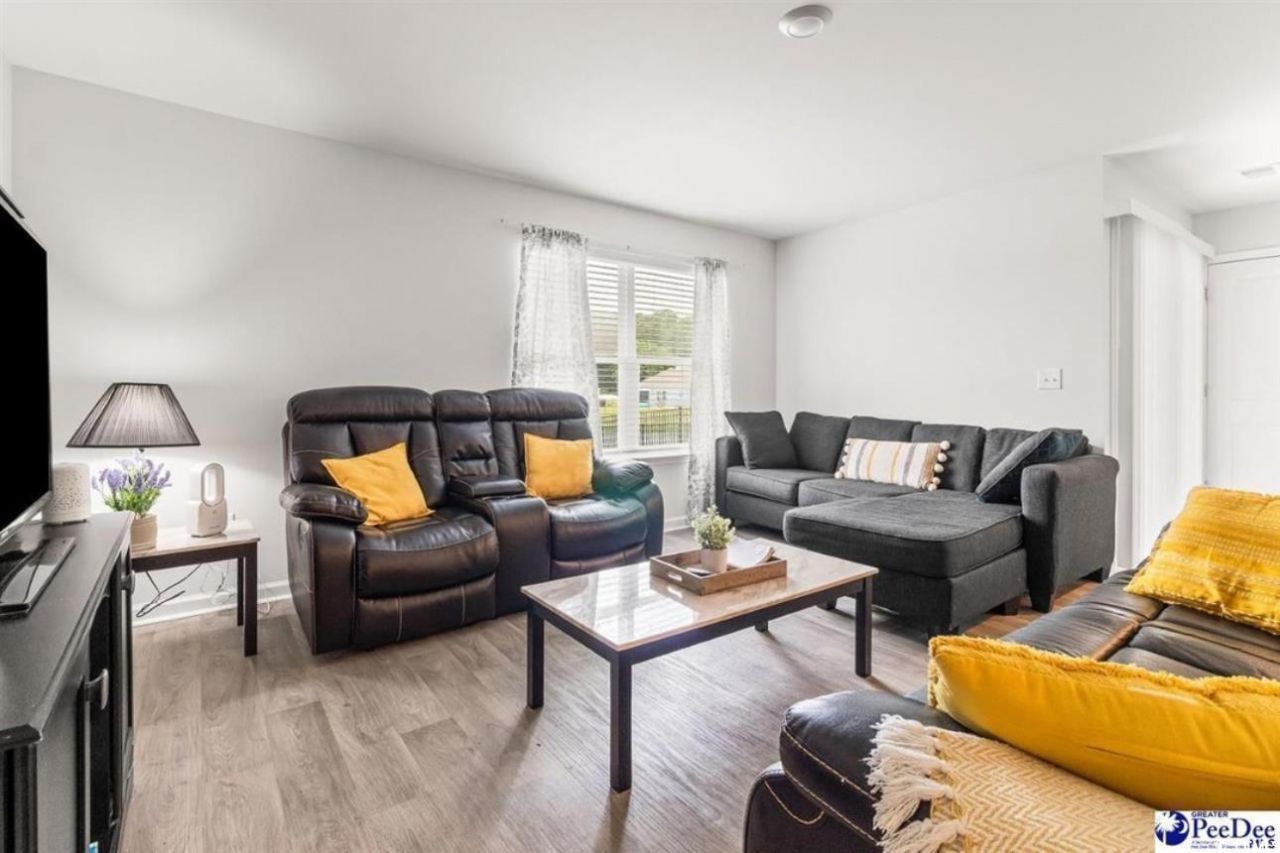 182 Pine Forest Dr. Photo 6