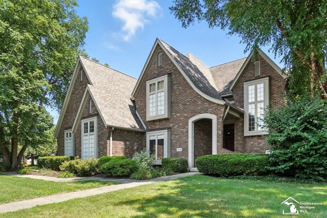 510 Ave De Lafayette Avenue, Monroe, MI 48162 Main Photo