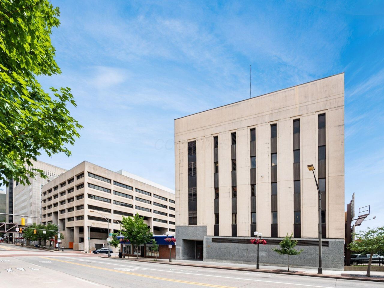 168-170 N High Street , Columbus, OH 43215