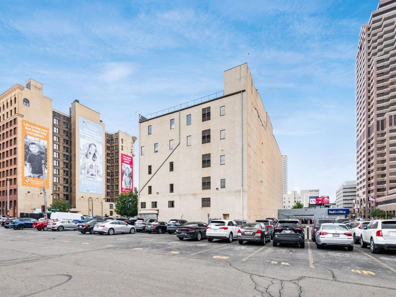 168-170 N High Street, Columbus, OH 43215 Photo 8